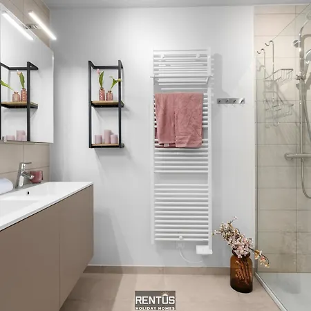 La Dolce Vickri - Modern With Garden And Swimming Pool Apartment Nieuwpoort